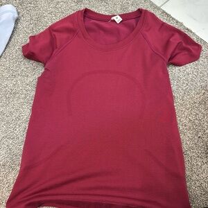 Lululemon Swiftly Tech shirt race length size 4